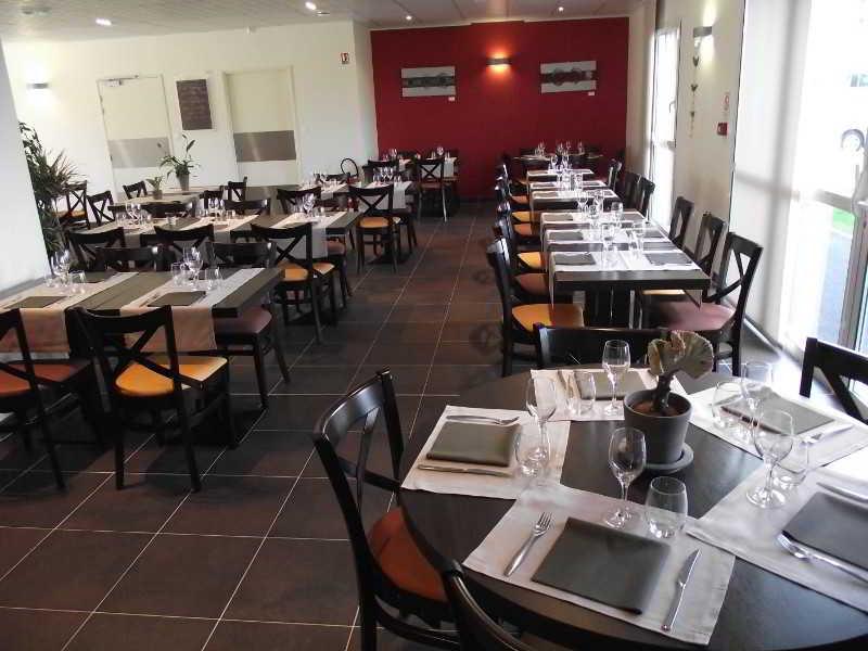 Brit Hotel Saint-Meen-Le-Grand En Broceliande Exterior photo