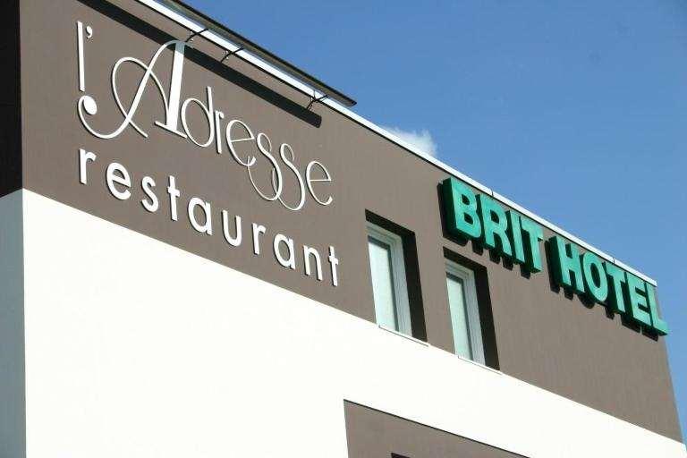 Brit Hotel Saint-Meen-Le-Grand En Broceliande Exterior photo