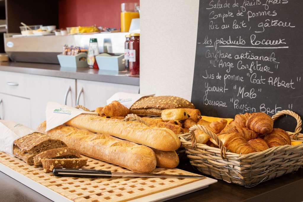 Brit Hotel Saint-Meen-Le-Grand En Broceliande Restaurant photo