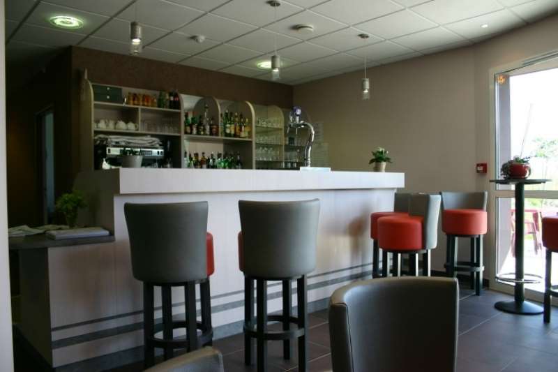 Brit Hotel Saint-Meen-Le-Grand En Broceliande Restaurant photo